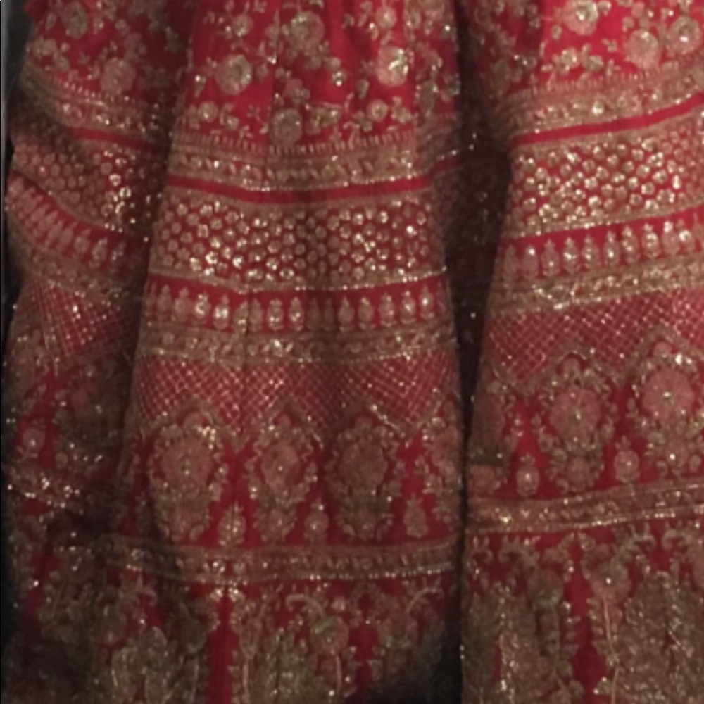 Sabyasachi copy lehnga in crimson red color. - Picture 7 of 11